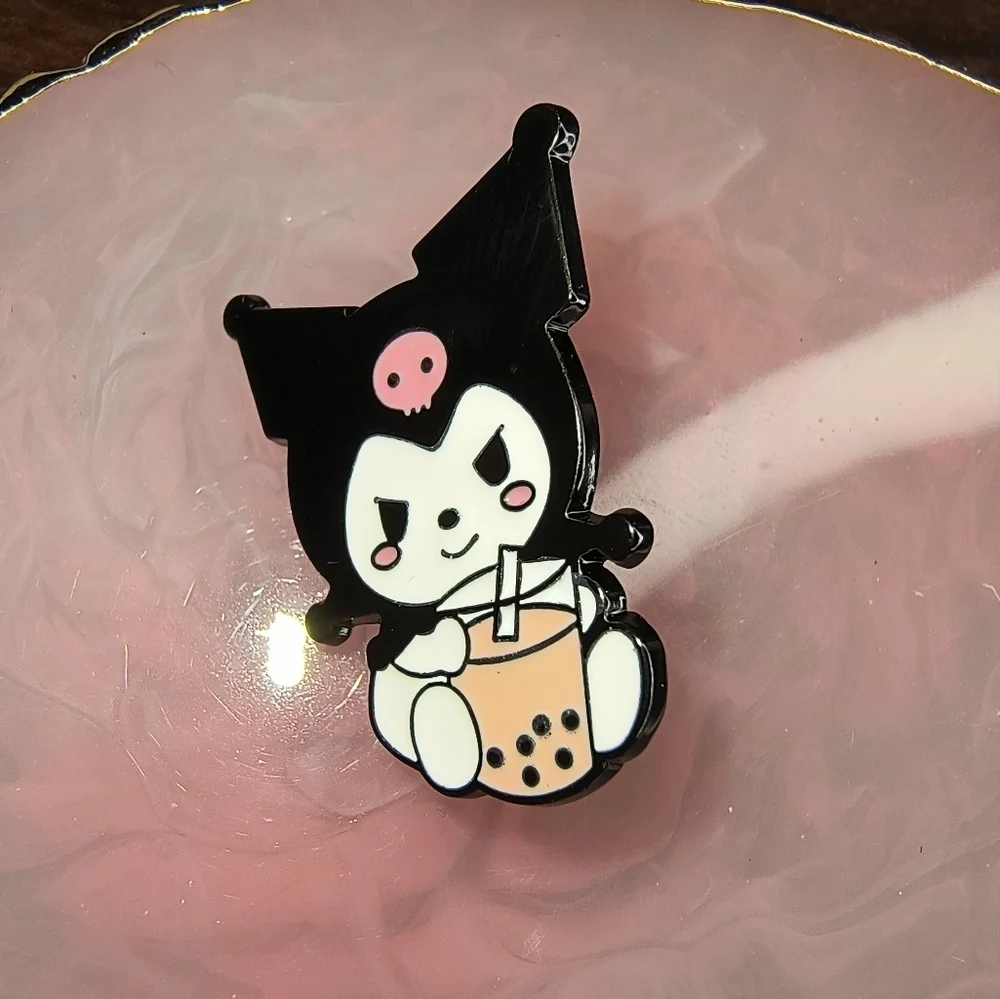 Cute Character Enamel Pin Kuromi Sangrio Hello Kitty